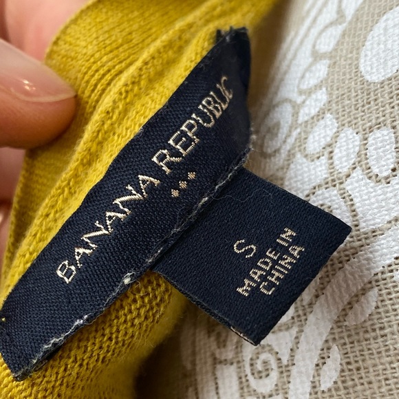 Banana Republic - Picture 4 of 5